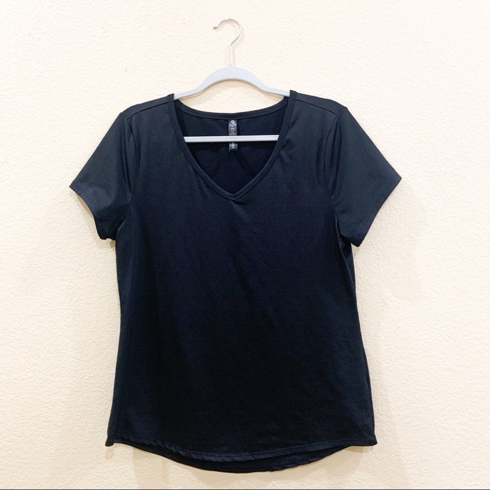 Black 90 Degree short sleeved activewear shirt, Size L